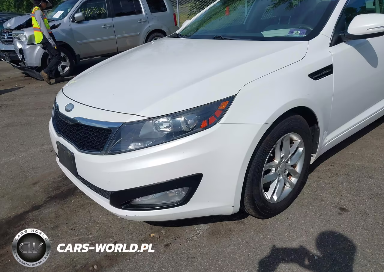 2013 Kia Optima Lx VIN:KNAGM4A72D5382107 - 12
