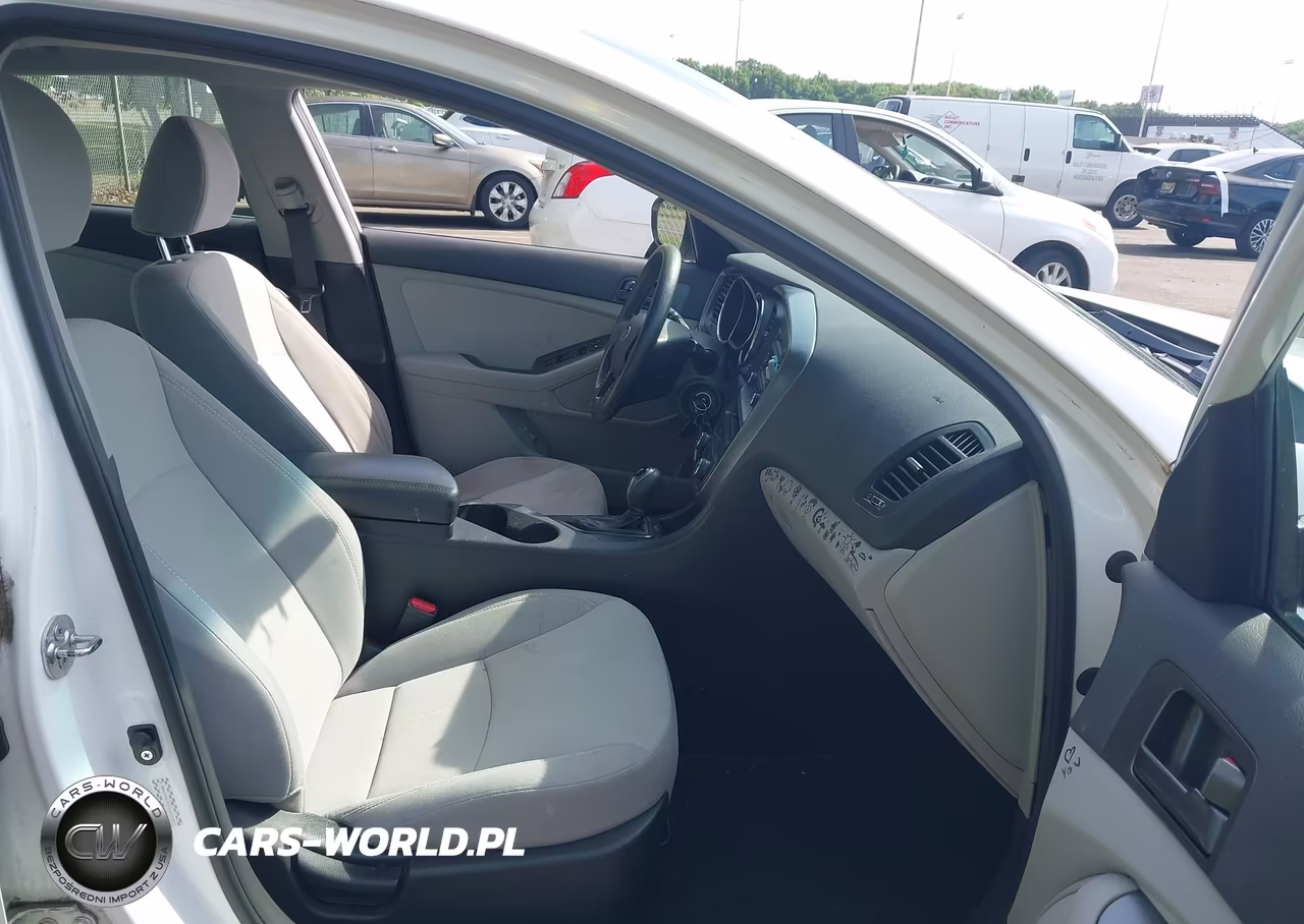 2013 Kia Optima Lx VIN:KNAGM4A72D5382107 - 5