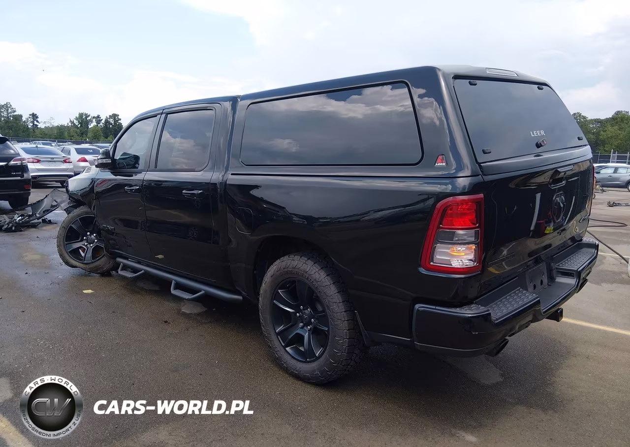 2020 Ram 1500 Big Horn 4X4 5'7 Box VIN:1C6SRFFT1LN233984 - 3