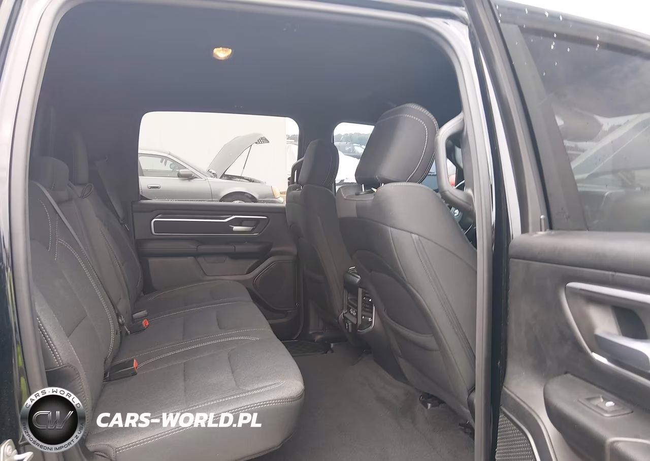 2020 Ram 1500 Big Horn 4X4 5'7 Box VIN:1C6SRFFT1LN233984 - 8