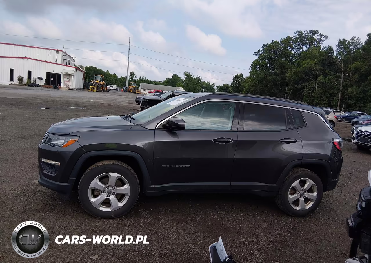 2019 Jeep Compass Latitude 4X4 VIN:3C4NJDBB2KT748585 - 14