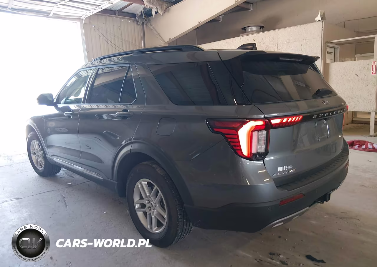 2025 Ford Explorer Active VIN:1FMUK7DHXSGC91553 - 3