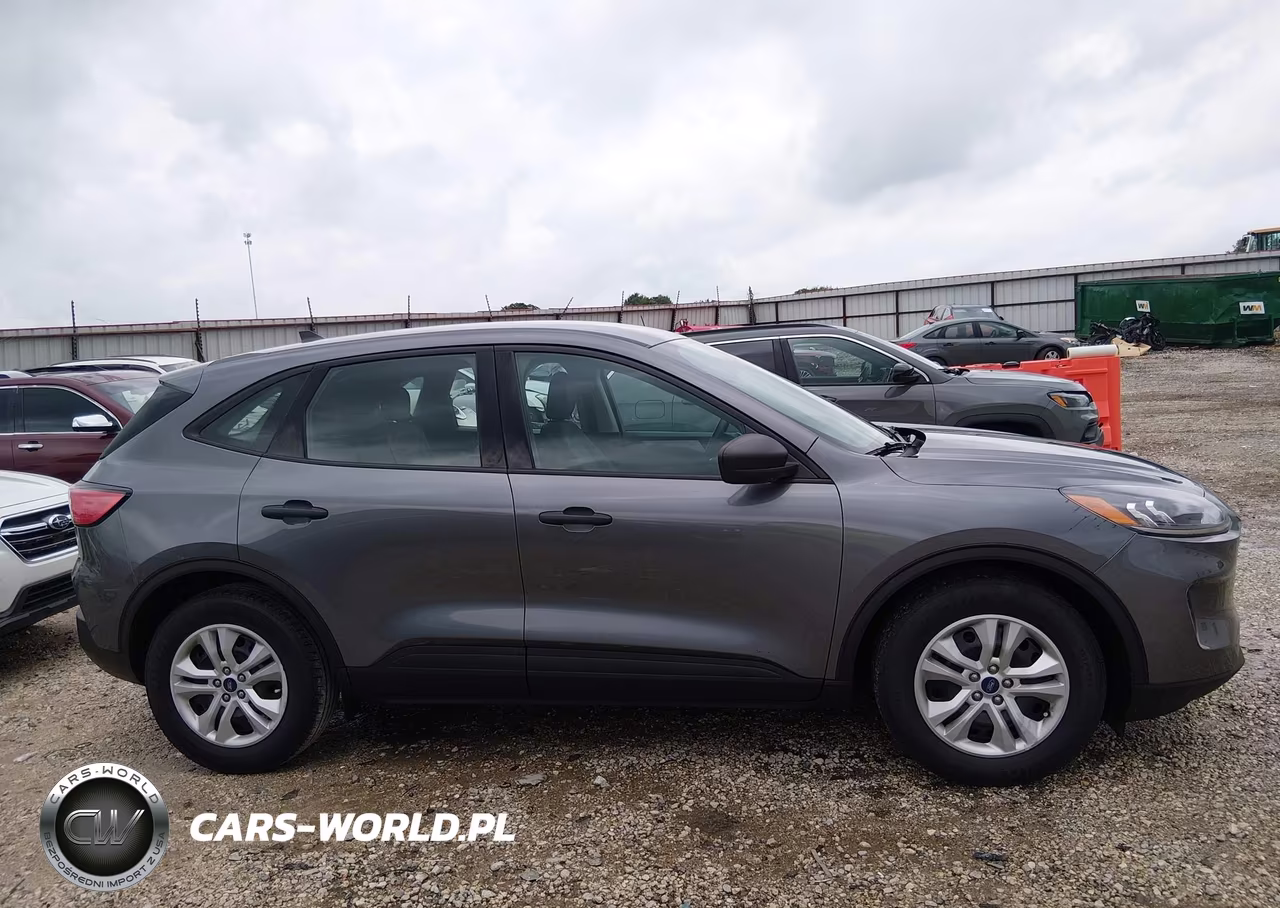 2021 Ford Escape S VIN:1FMCU0F60MUA53658 - 13