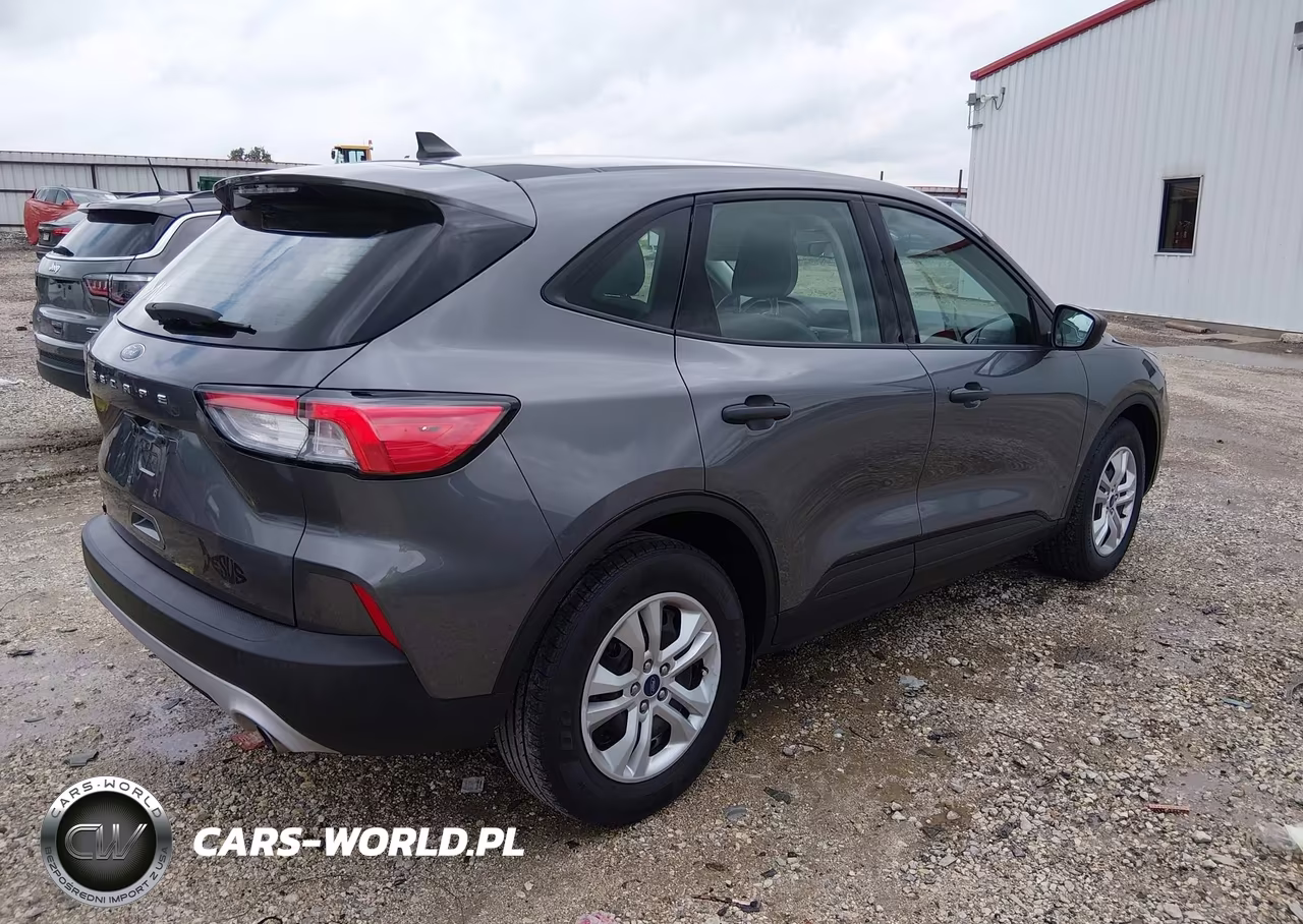 2021 Ford Escape S VIN:1FMCU0F60MUA53658 - 4