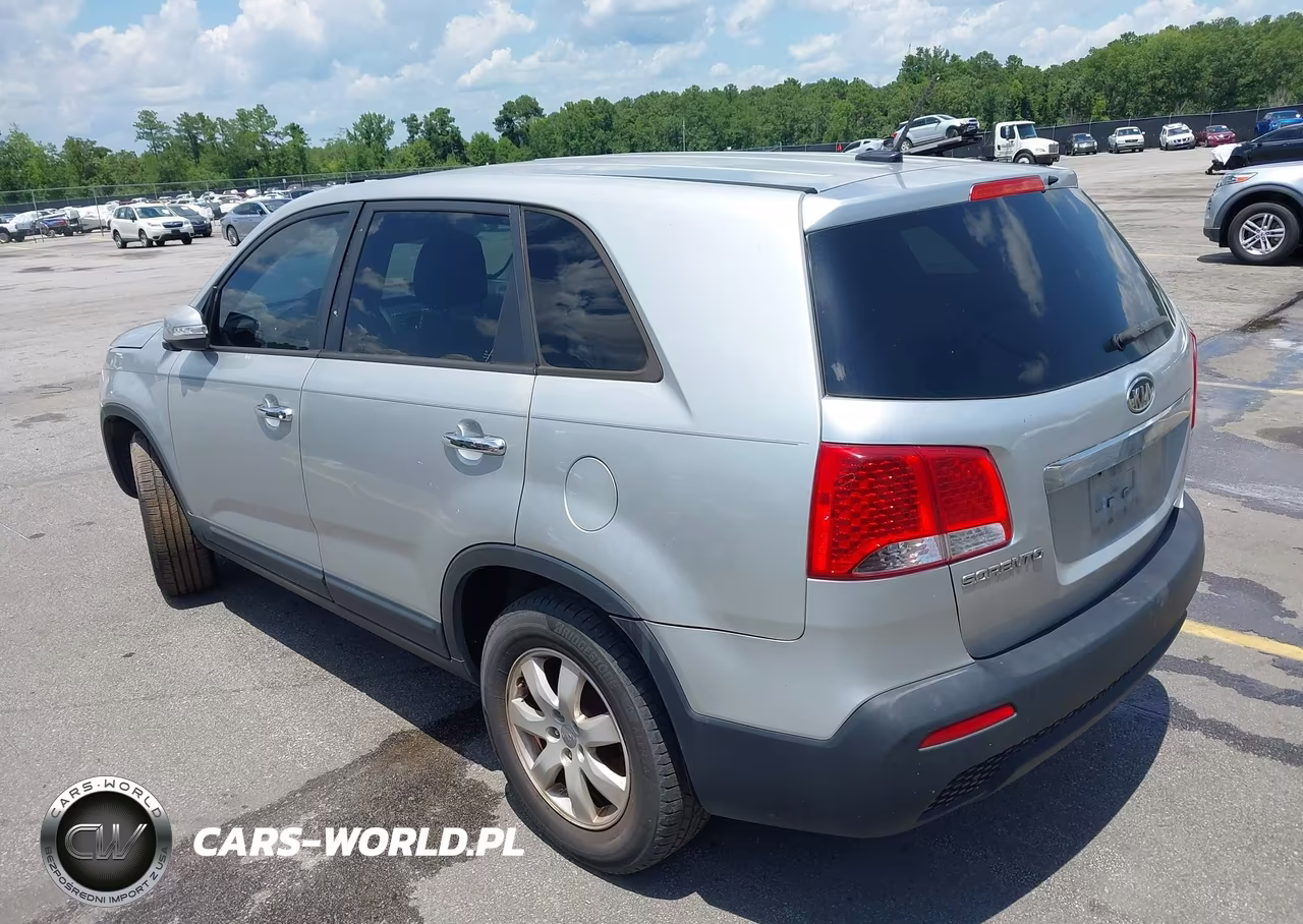 2013 Kia Sorento Lx VIN:5XYKT3A1XDG312772 - 3