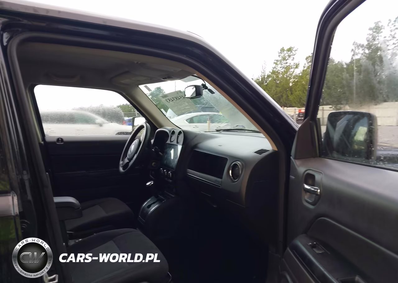 2016 Jeep Patriot Sport VIN:1C4NJRBB6GD566396 - 5