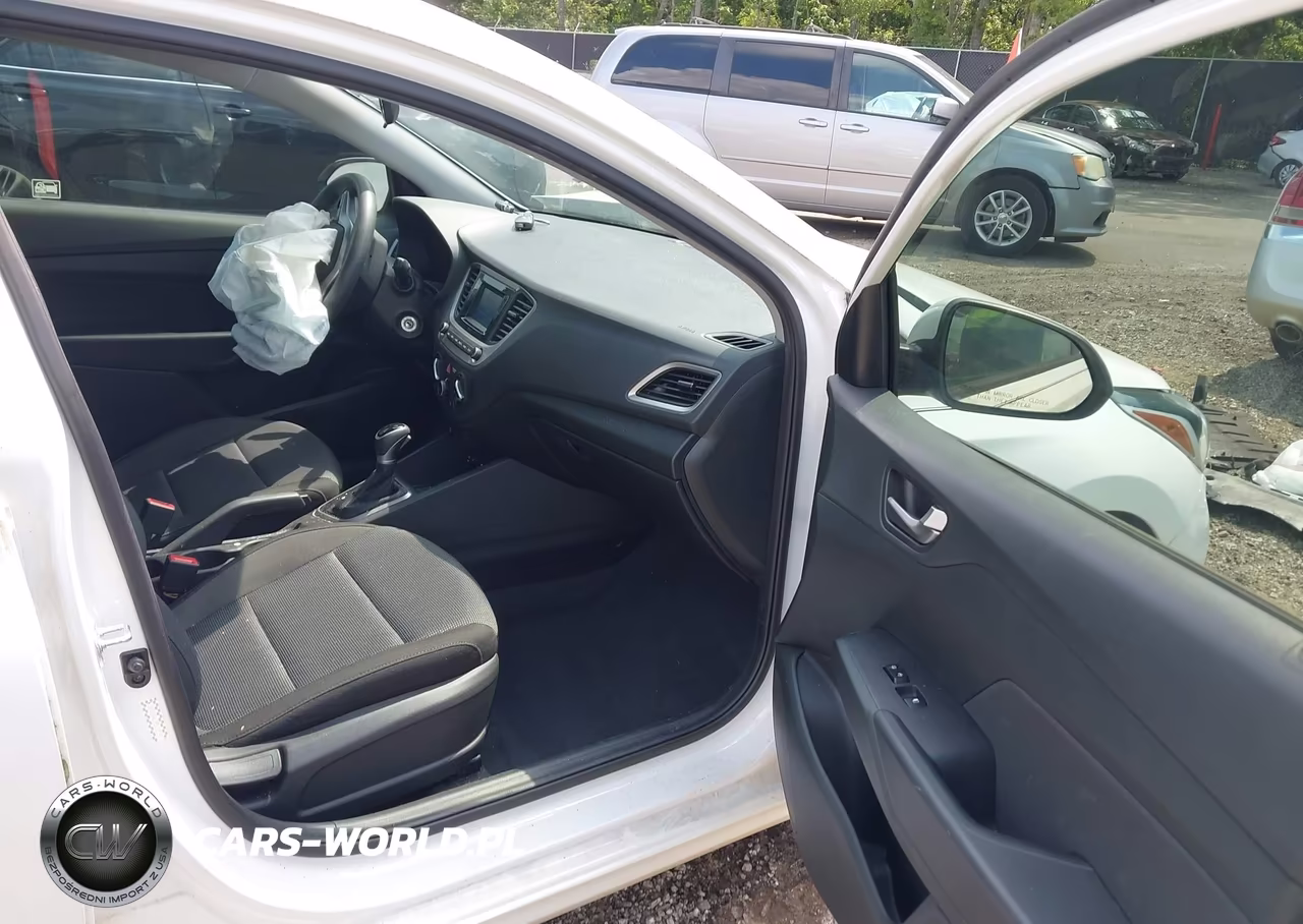 2021 Hyundai Accent Se VIN:3KPC24A63ME151199 - 5