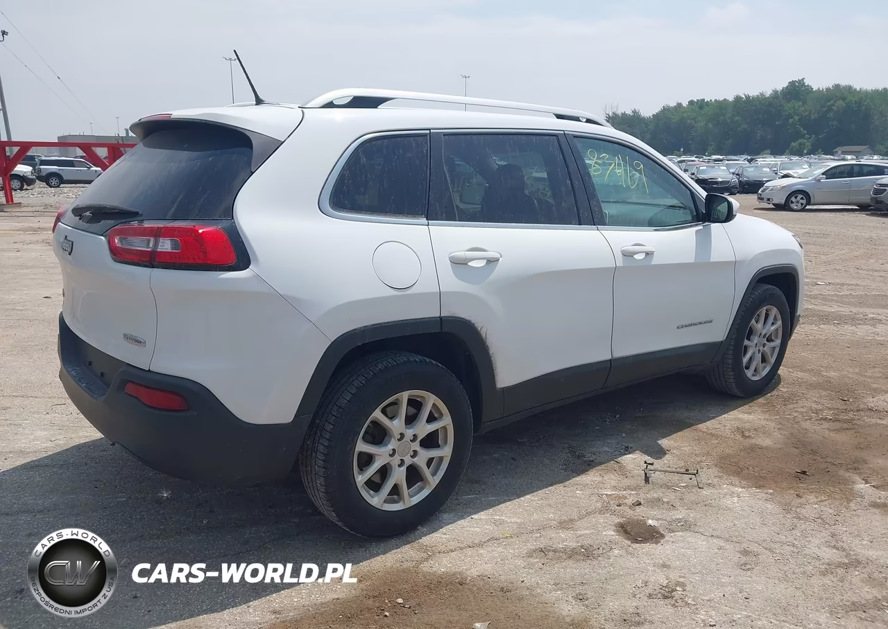 2014 Jeep Cherokee Latitude VIN:1C4PJMCB4EW200707 - 4