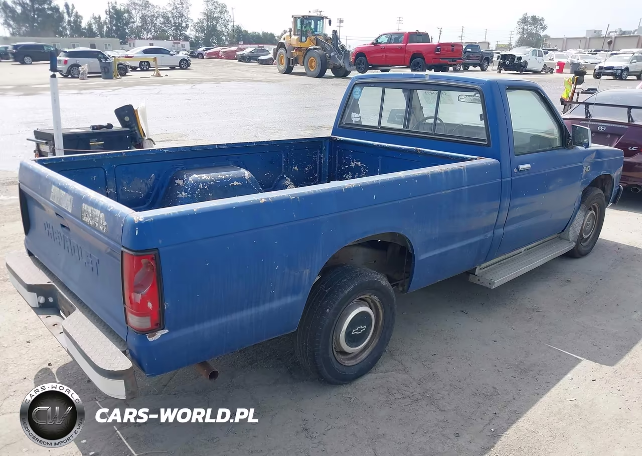 1984 Chevrolet S Truck S10 VIN:1GCCS14B3E8122708 - 4