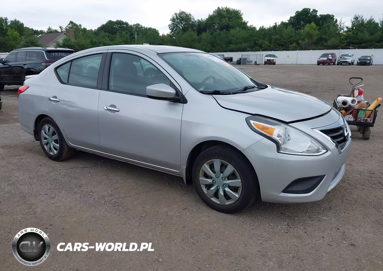 2016 Nissan Versa 1.6 Sv