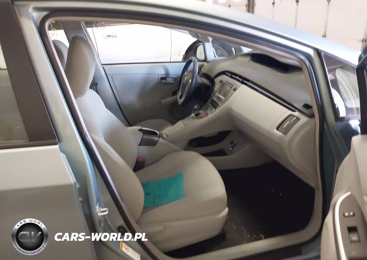 2015 Toyota Prius Three VIN:JTDKN3DU8F1880988 - 5