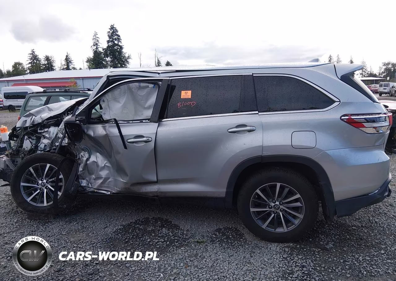 2019 Toyota Highlander Xle VIN:5TDJZRFH1KS982021 - 14