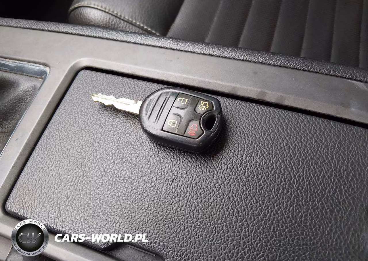 2011 Ford Mustang V6-V6 Premium VIN:1ZVBP8AM4B5150992 - 11
