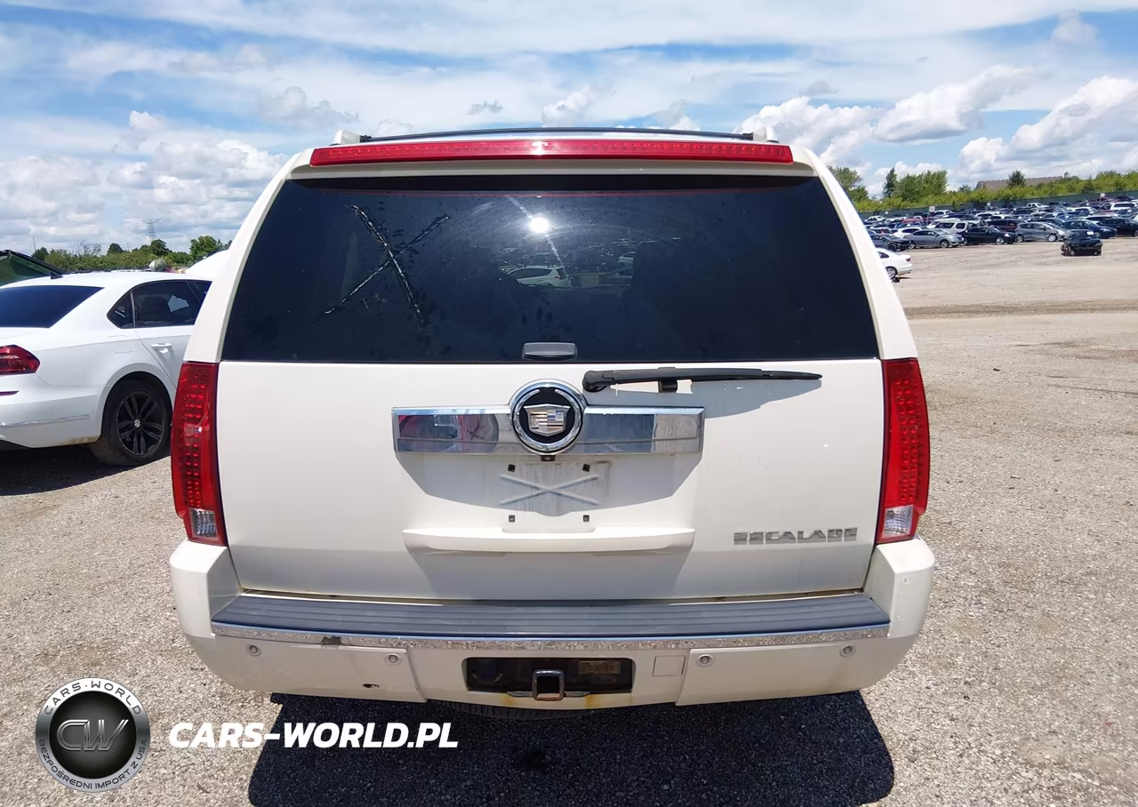 2008 Cadillac Escalade VIN:1GYFK63818R178199 - 17