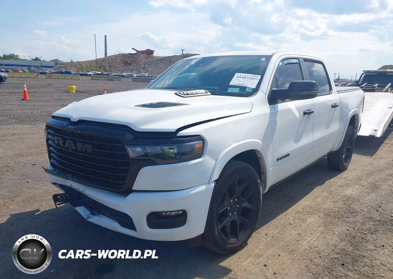 2025 Ram 1500 Laramie 4X4 5'7 Box VIN:1C6SRFJP0SN615299 - 2