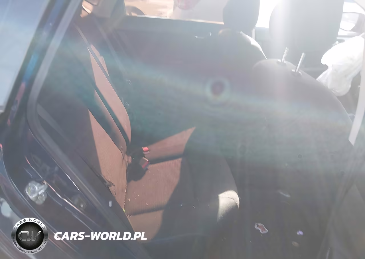 2019 Nissan Sentra S VIN:3N1AB7AP4KY248105 - 8