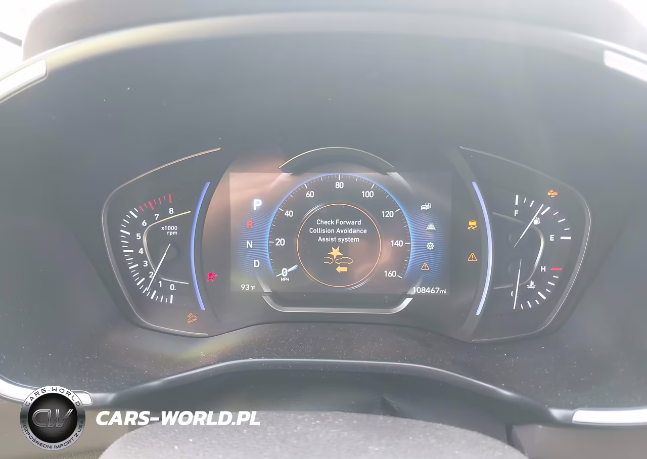 2019 Hyundai Santa Fe Limited VIN:5NMS5CAD9KH071729 - 7