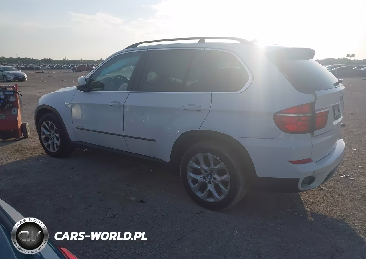 2013 BMW X5 xDrive35I VIN:5UXZV4C58D0B11183 - 3