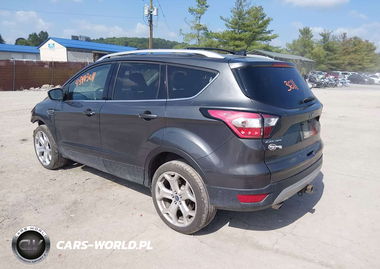 2018 Ford Escape Titanium VIN:1FMCU9J91JUB02805 - 3