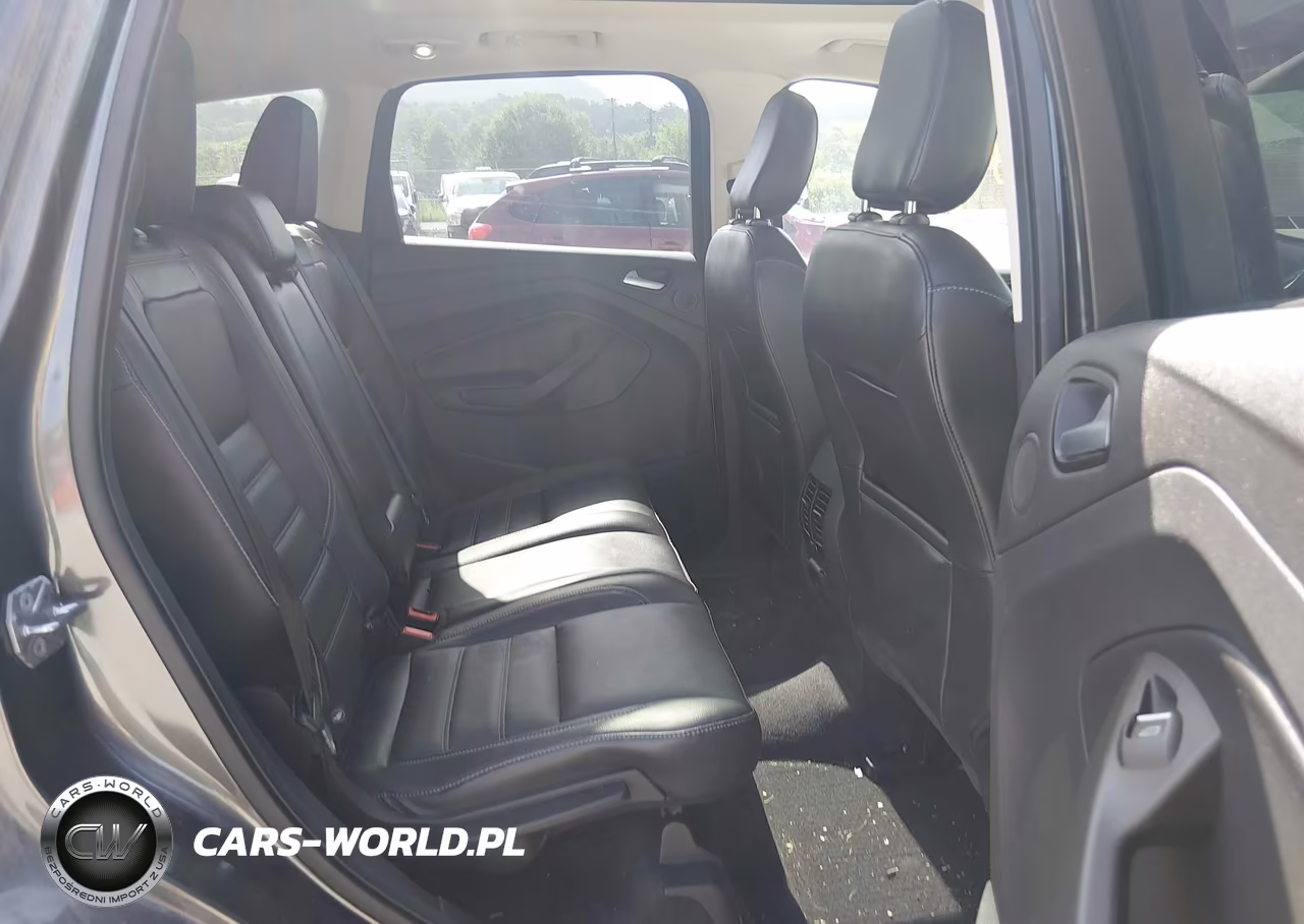 2018 Ford Escape Titanium VIN:1FMCU9J91JUB02805 - 8
