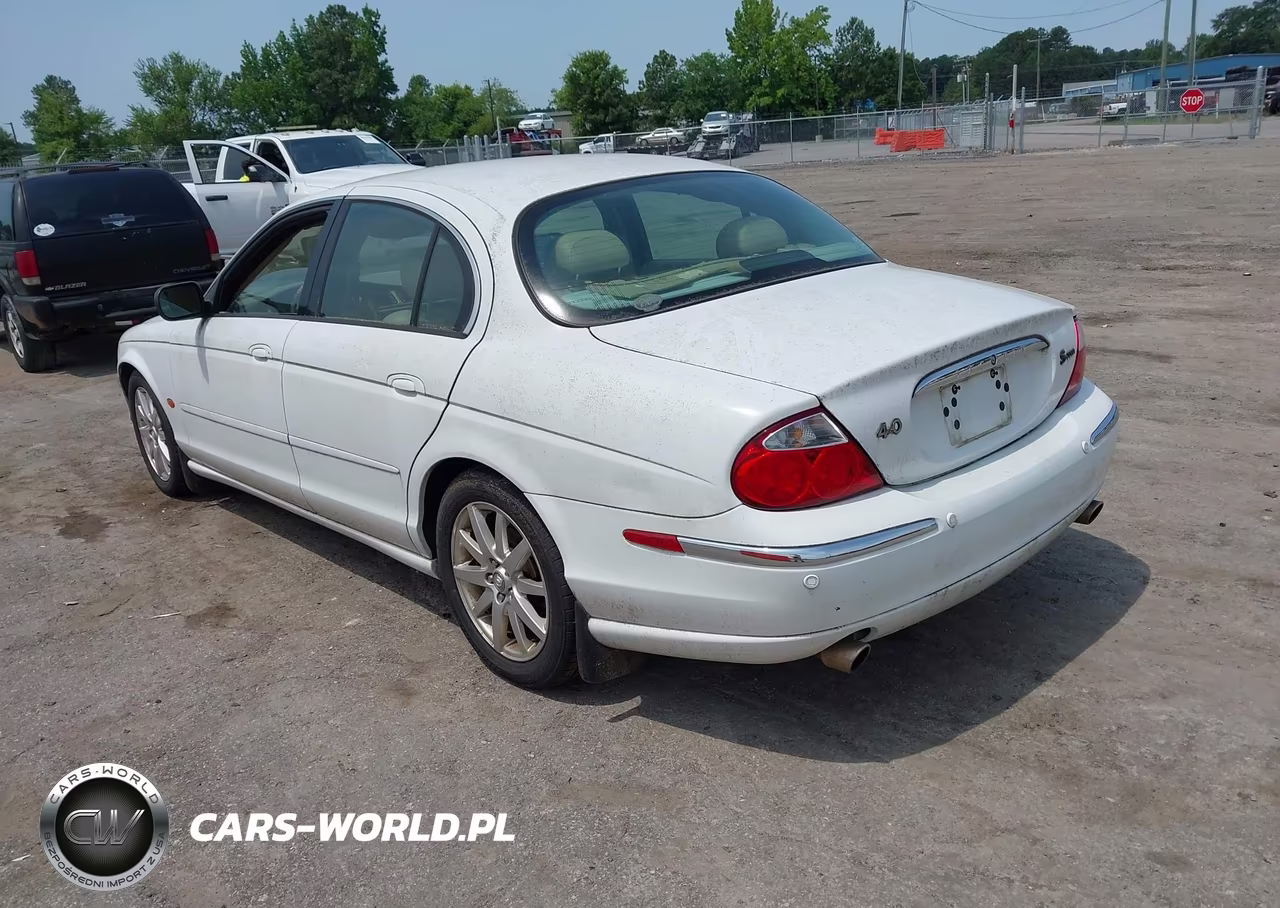 2000 Jaguar S-Type 4.0L V8 VIN:SAJDA01D2YGL55322 - 3