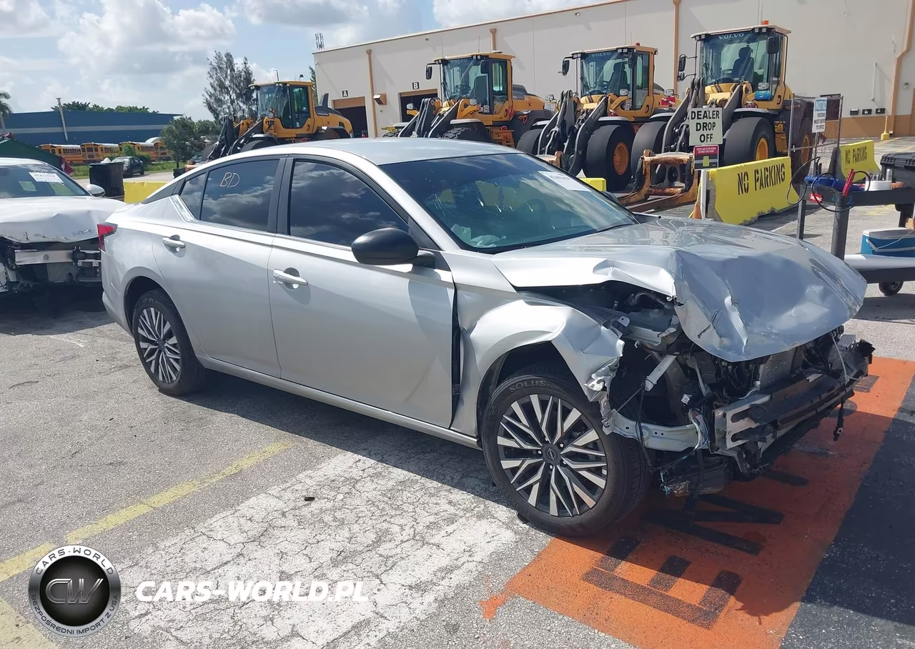 2026 Nissan Altima Sv Awd – zdjęcie 1 z 19