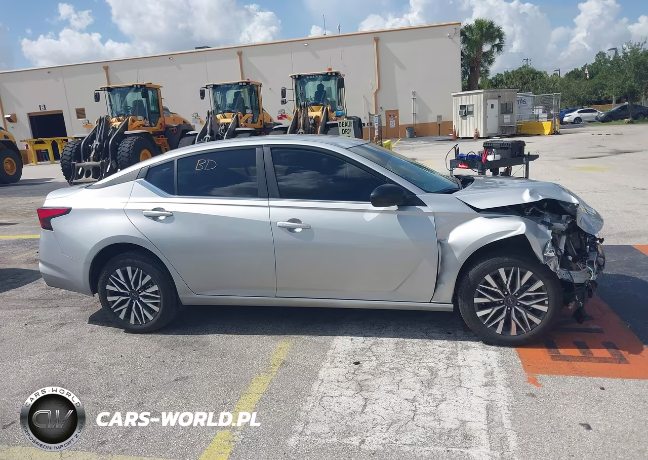 2026 Nissan Altima Sv Awd VIN:1N4BL4DW6TN318823 - 13