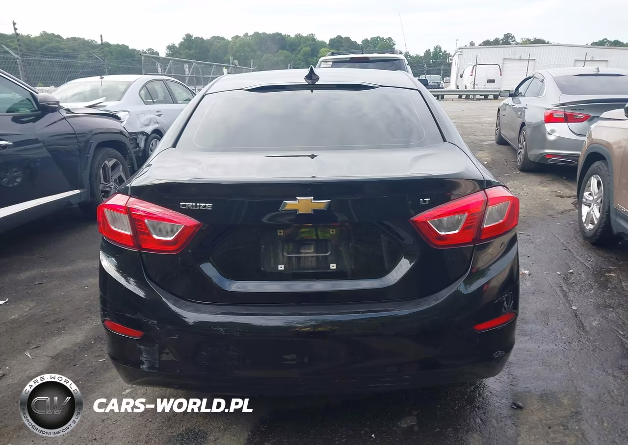 2019 Chevrolet Cruze Lt VIN:1G1BE5SM6K7146087 - 16