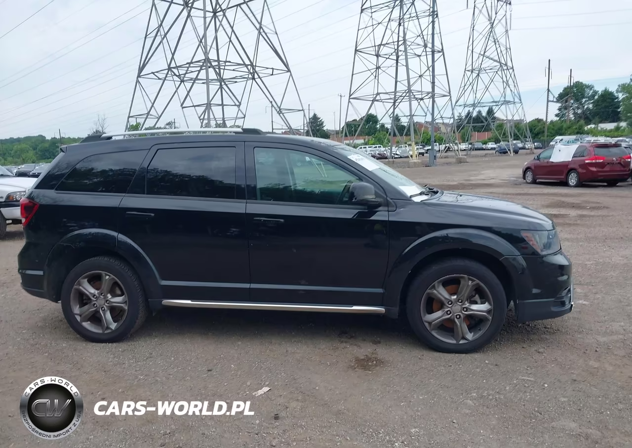 2017 Dodge Journey Crossroad Plus VIN:3C4PDCGB9HT501060 - 14