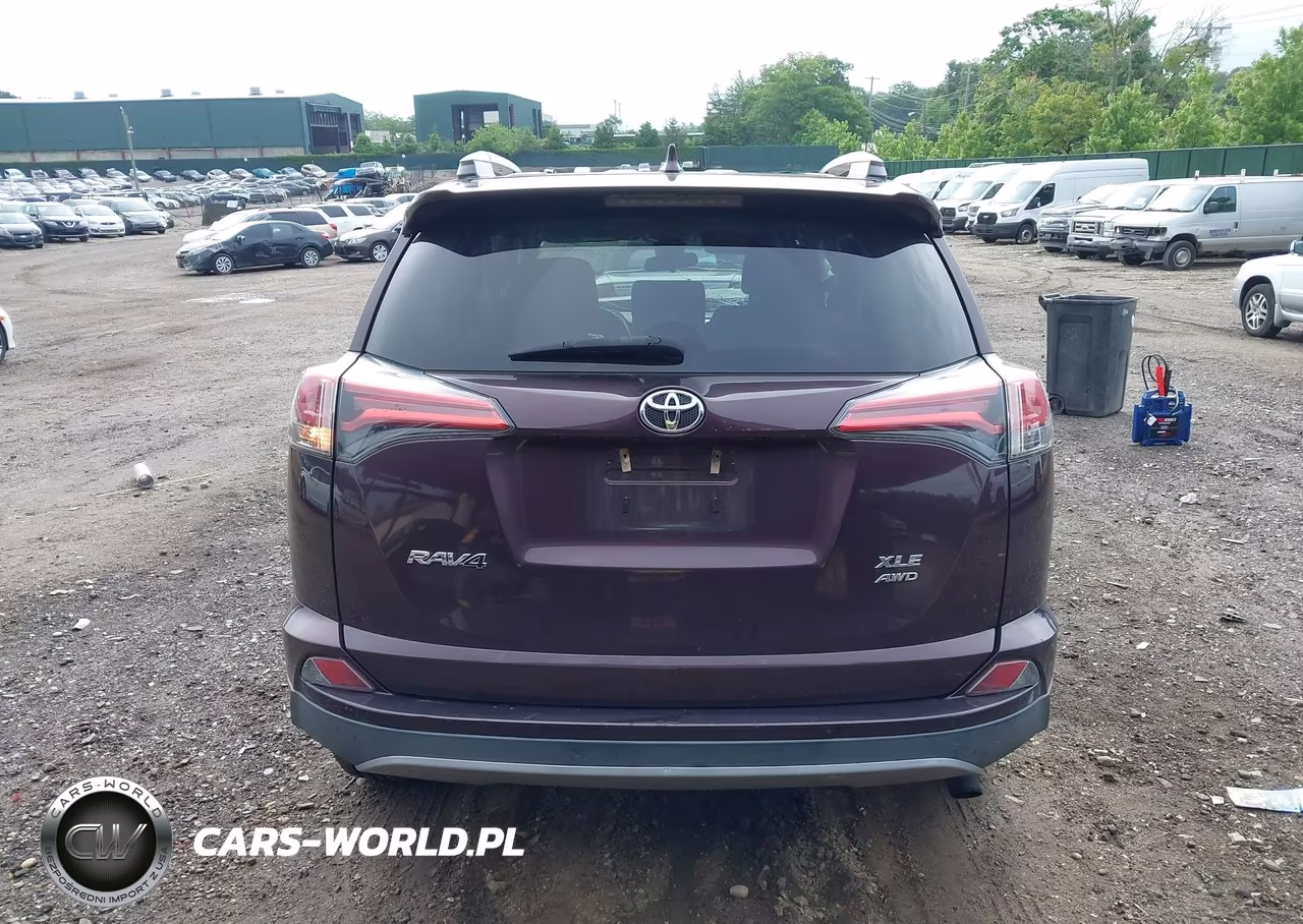 2017 Toyota Rav4 Xle VIN:2T3RFREVXHW654154 - 17