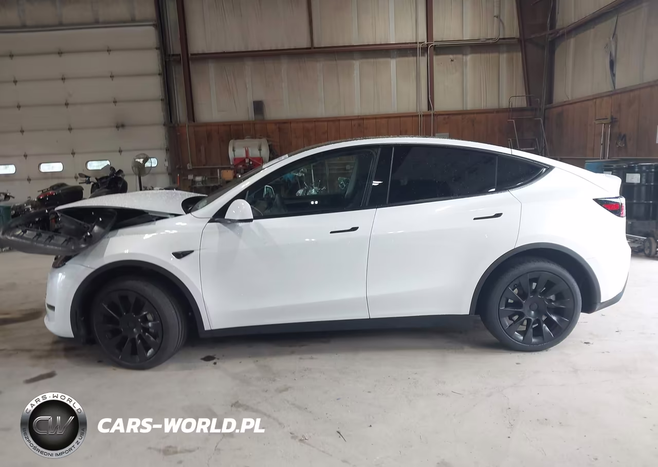 2023 Tesla Model Y VIN:7SAYGDEE2PF792211 - 14