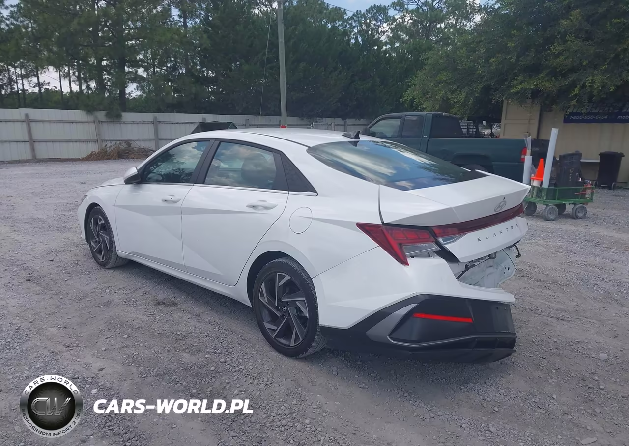 2025 Hyundai Elantra Sel Convenience VIN:KMHLS4DG7SU983692 - 3