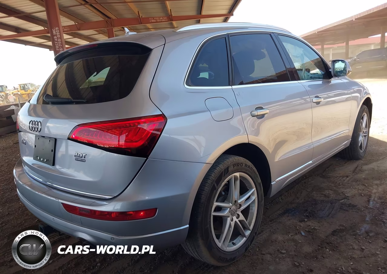 2015 Audi Q5 2.0T Premium VIN:WA1LFAFP9FA076772 - 4
