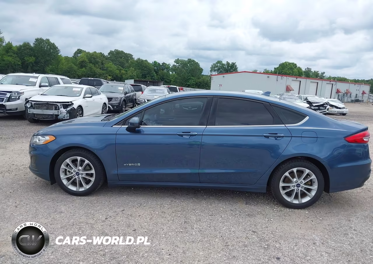 2019 Ford Fusion Hybrid Se VIN:3FA6P0LU2KR274071 - 16