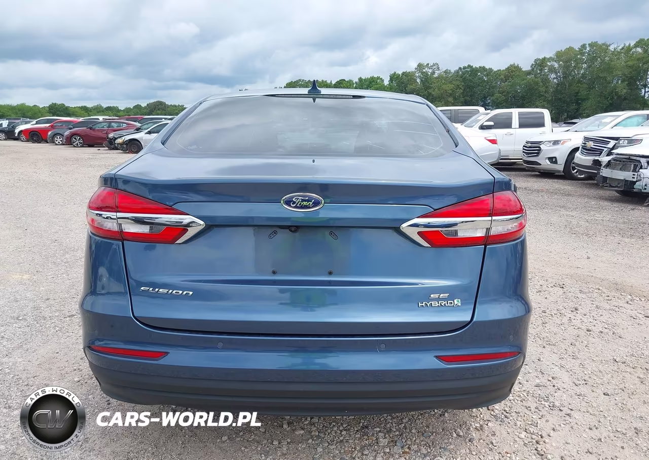 2019 Ford Fusion Hybrid Se VIN:3FA6P0LU2KR274071 - 18