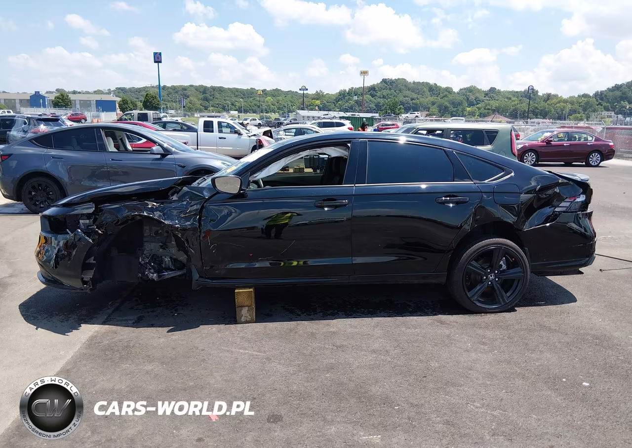 2025 Honda Accord Hybrid Sport-L VIN:1HGCY2F77SA090882 - 6