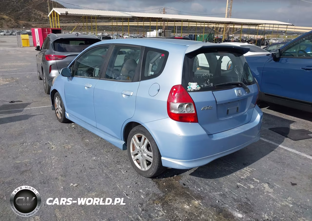 2008 Honda Fit Sport VIN:JHMGD38688S034201 - 3