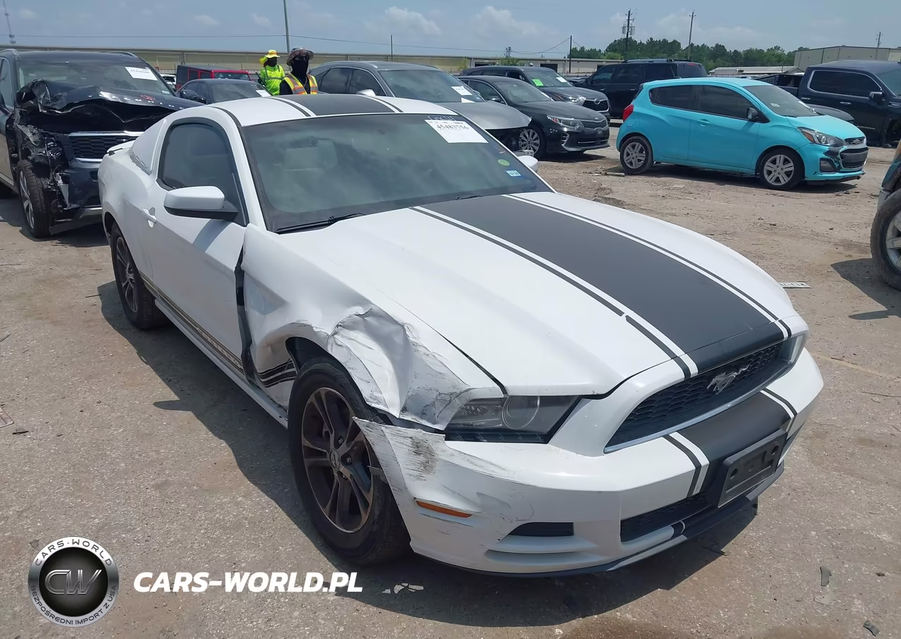 2014 Ford Mustang V6 Premium – zdjęcie 1 z 16