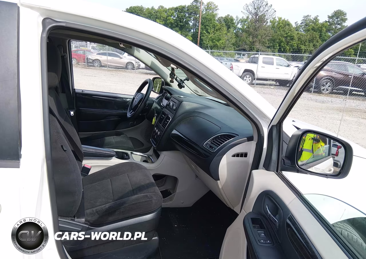 2012 Dodge Grand Caravan Sxt VIN:2C4RDGCG4CR197147 - 5
