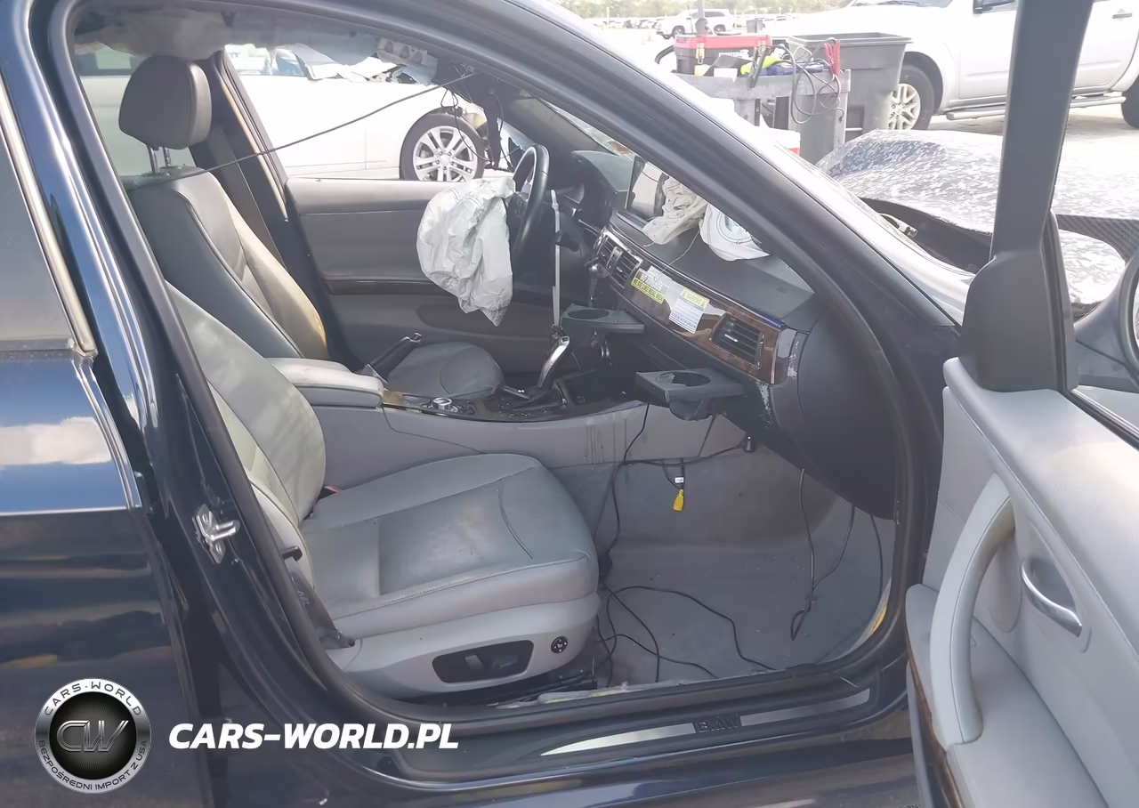 2010 BMW 328I VIN:WBAPH7G52ANM51417 - 5