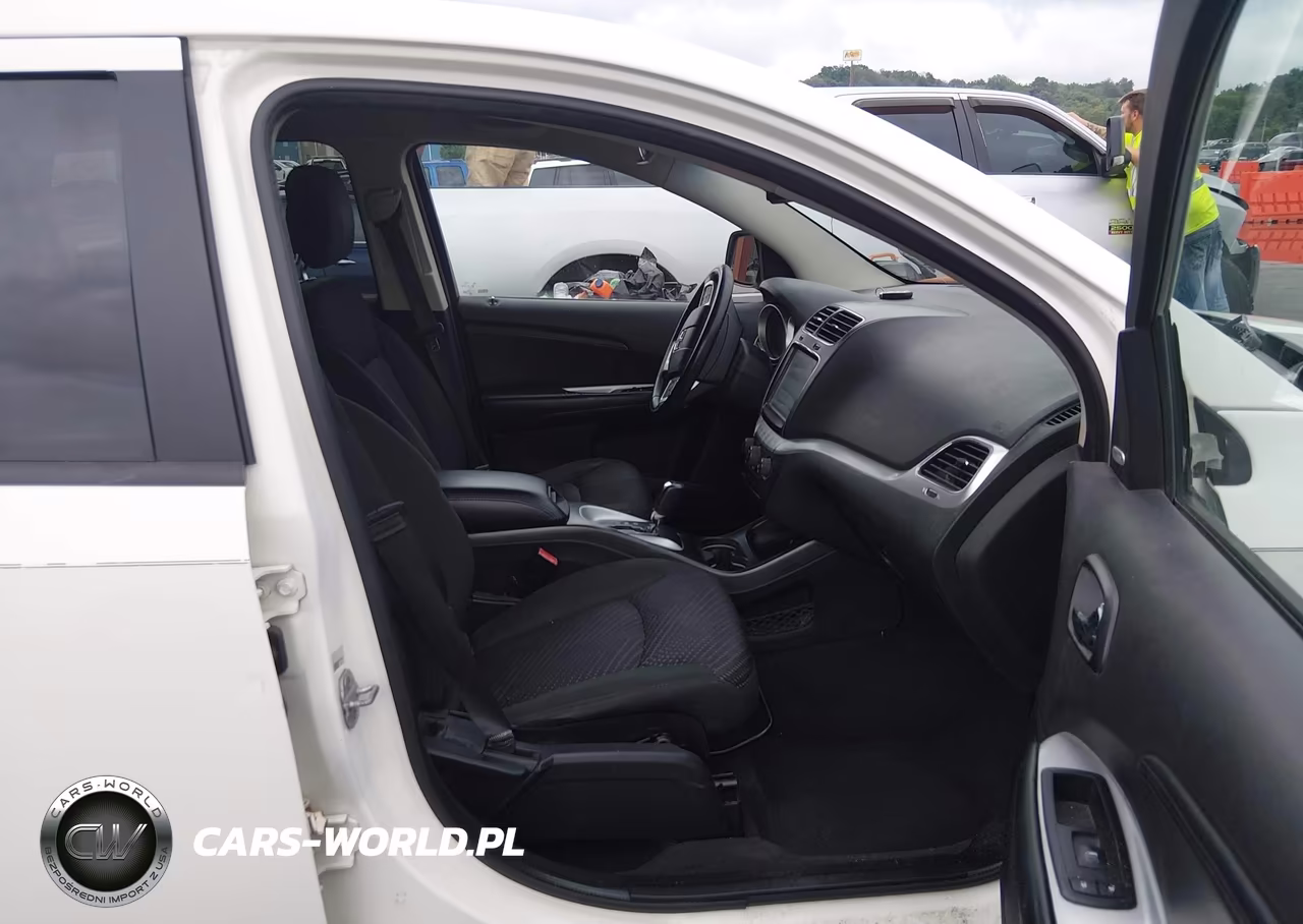 2011 Dodge Journey Crew VIN:3D4PG3FG5BT515570 - 5