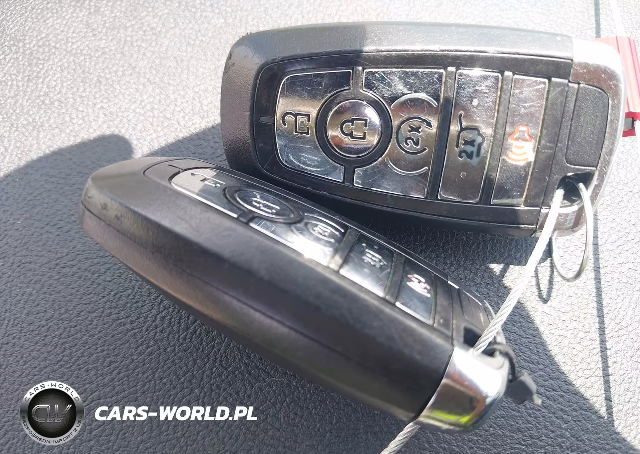 2020 Lincoln Aviator Reserve VIN:5LM5J7WC2LGL34242 - 11