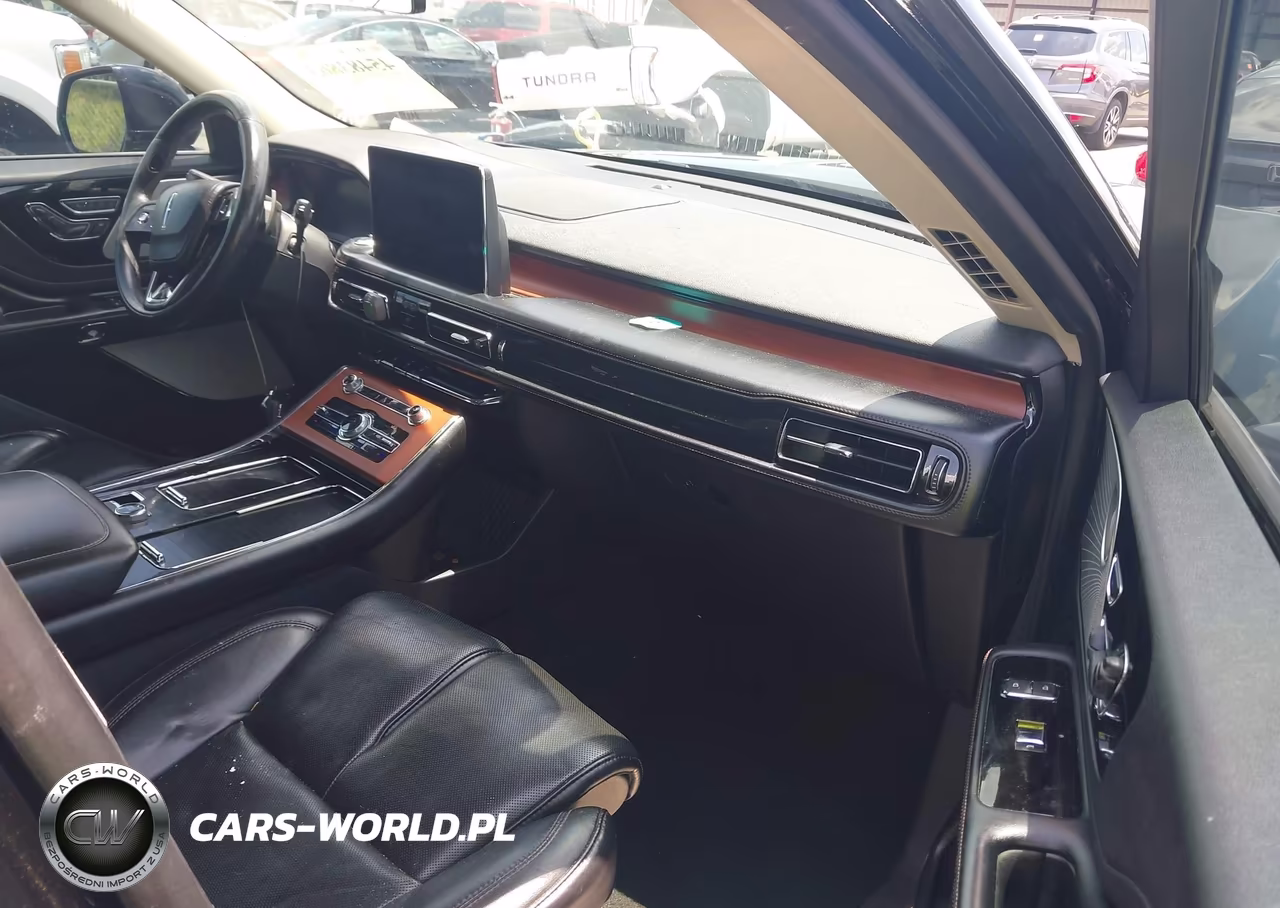 2020 Lincoln Aviator Reserve VIN:5LM5J7WC2LGL34242 - 5