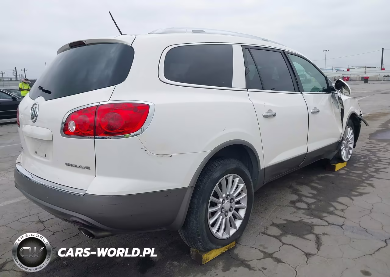 2011 Buick Enclave Cx VIN:5GAKRAEDXBJ382990 - 4
