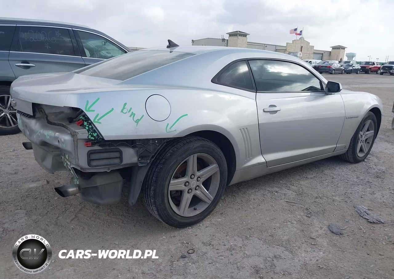 2010 Chevrolet Camaro 1Lt VIN:2G1FB1EV0A9122677 - 4