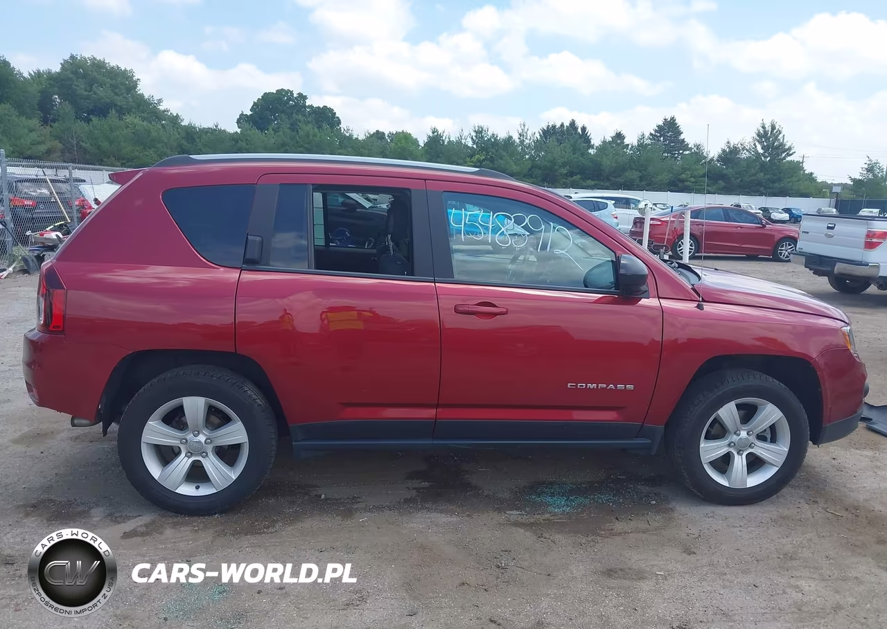 2016 Jeep Compass Sport VIN:1C4NJDBB1GD723335 - 14