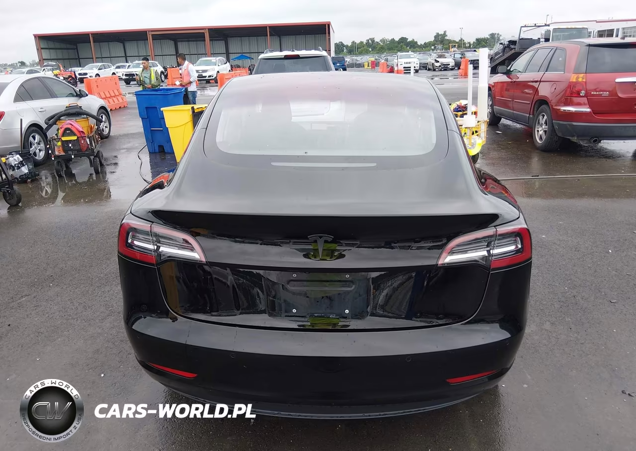 2018 Tesla Model 3 Long Range-Mid Range VIN:5YJ3E1EA1JF060412 - 16