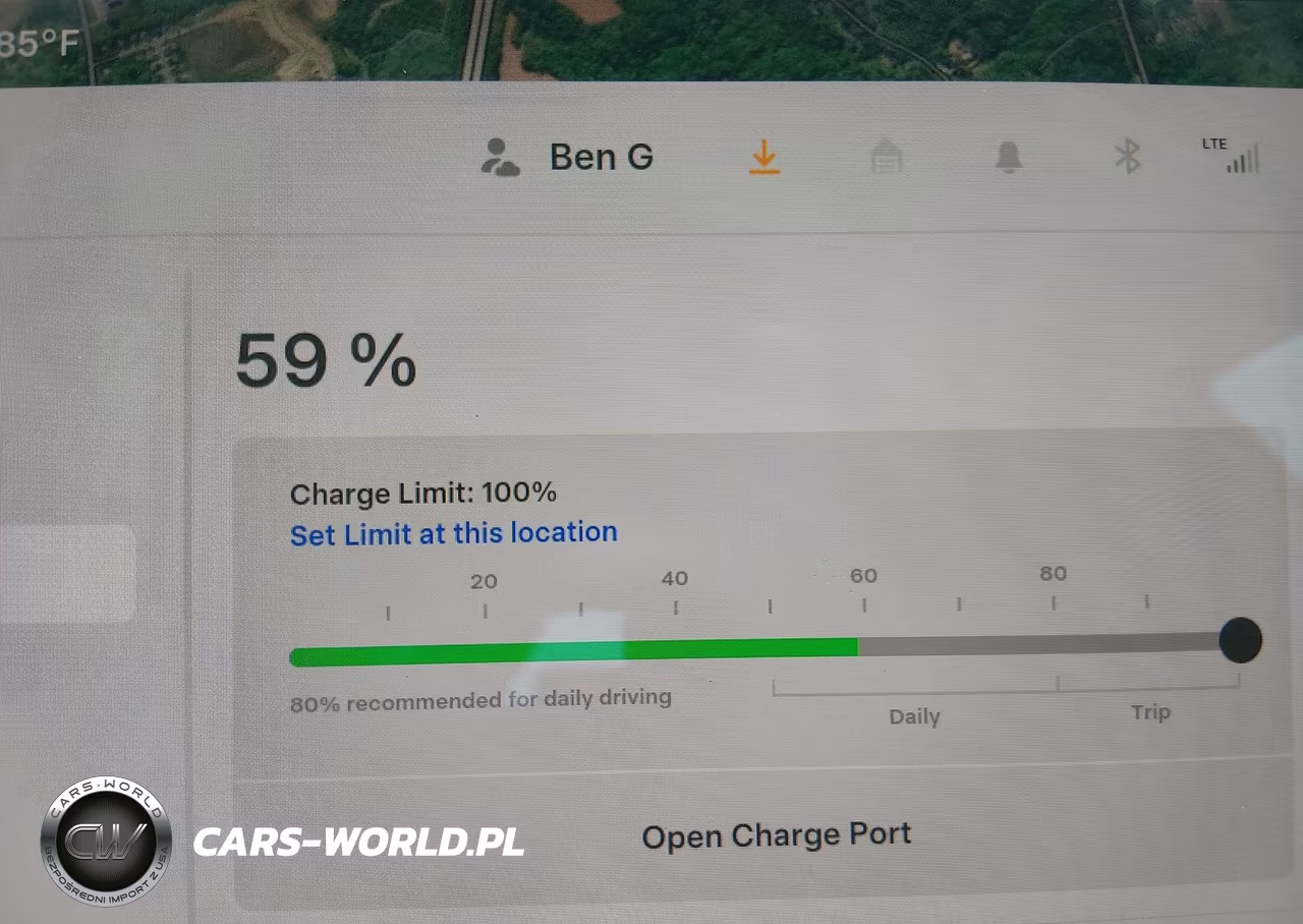 2018 Tesla Model 3 Long Range-Mid Range VIN:5YJ3E1EA1JF060412 - 17