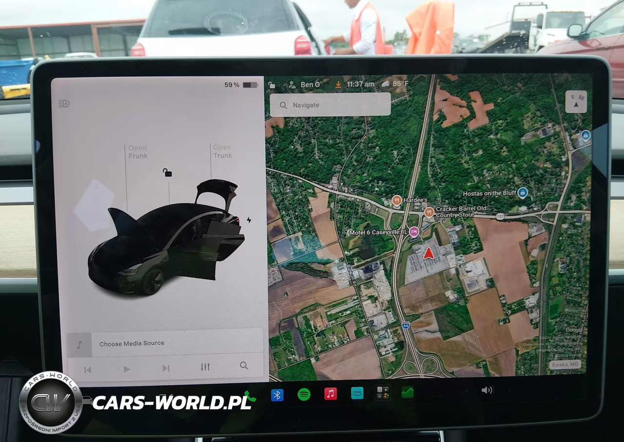 2018 Tesla Model 3 Long Range-Mid Range VIN:5YJ3E1EA1JF060412 - 18