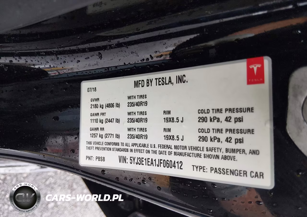 2018 Tesla Model 3 Long Range-Mid Range VIN:5YJ3E1EA1JF060412 - 9